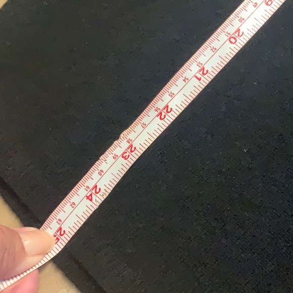 Black Cashmere sweater - Picture 9 of 10